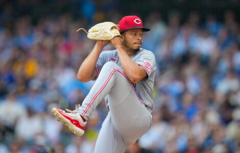 Reds Brewers Baseball